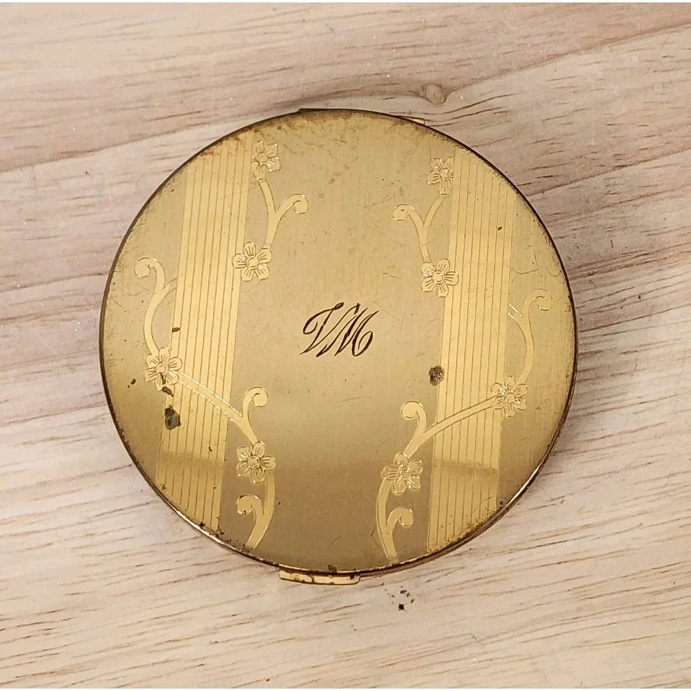 Vintage Elgin American Powder Compact Brass Mesh Signed Puff‎ 1950s